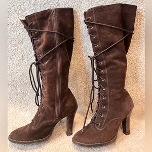 Knee high chocolate brown leather heeled winter boats size 9